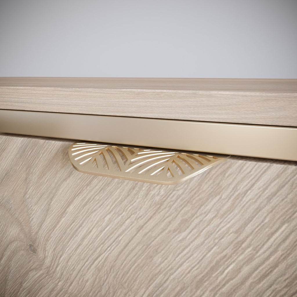 Tirador de muebles LEAF Edge Pull de 64 mm (longitud total de 118 mm) - Dorado latón.